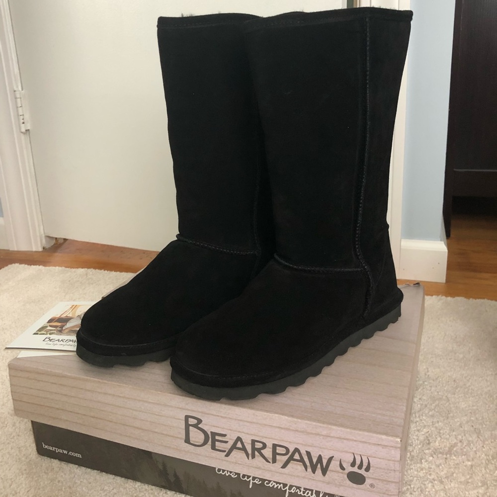 BearPaw Black Winter Boots!